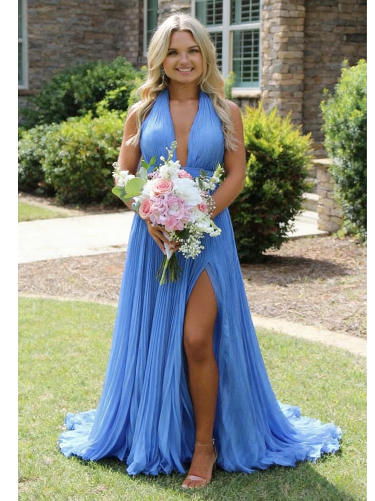 blue flowy dress for wedding 27 Blue Wedding Dresses That Are Beyond Beautiful