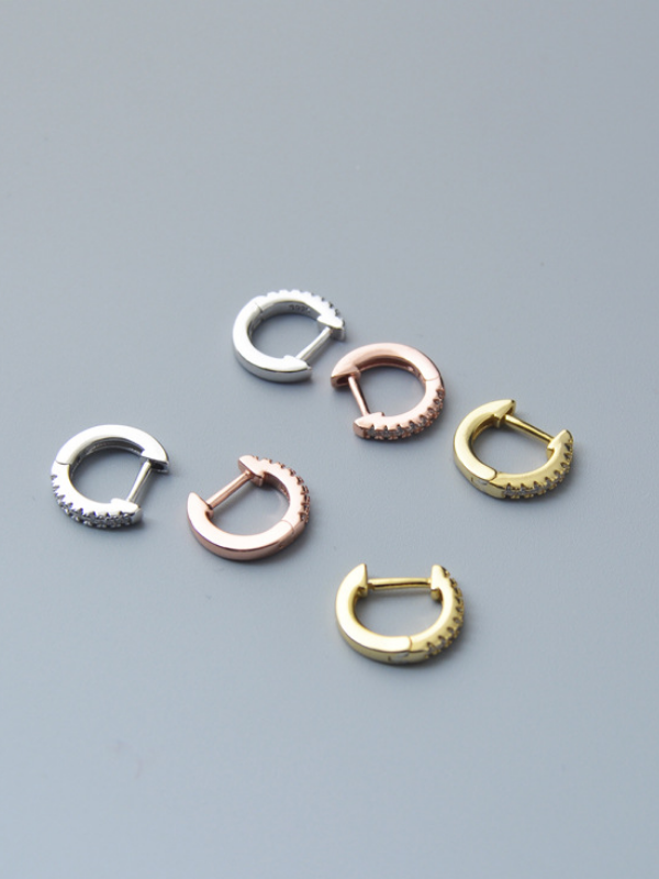 Sterling Silver Deluxe Row Of Diamonds Earrings, GIFT04