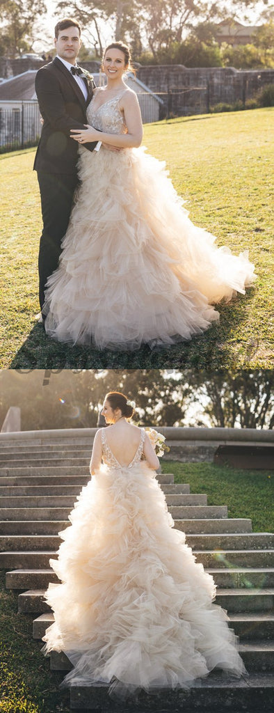 Gorgeous Lace V-neck Ruffles Tulle Ball Gown Wedding Dresses WD0362