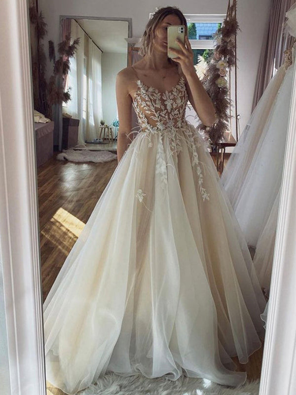 The Versatility of Cream Lace